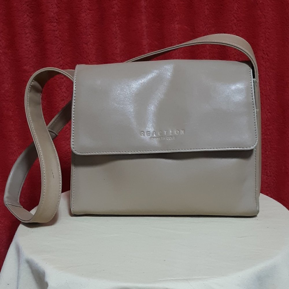 Reaction Kenneth Cole Bag